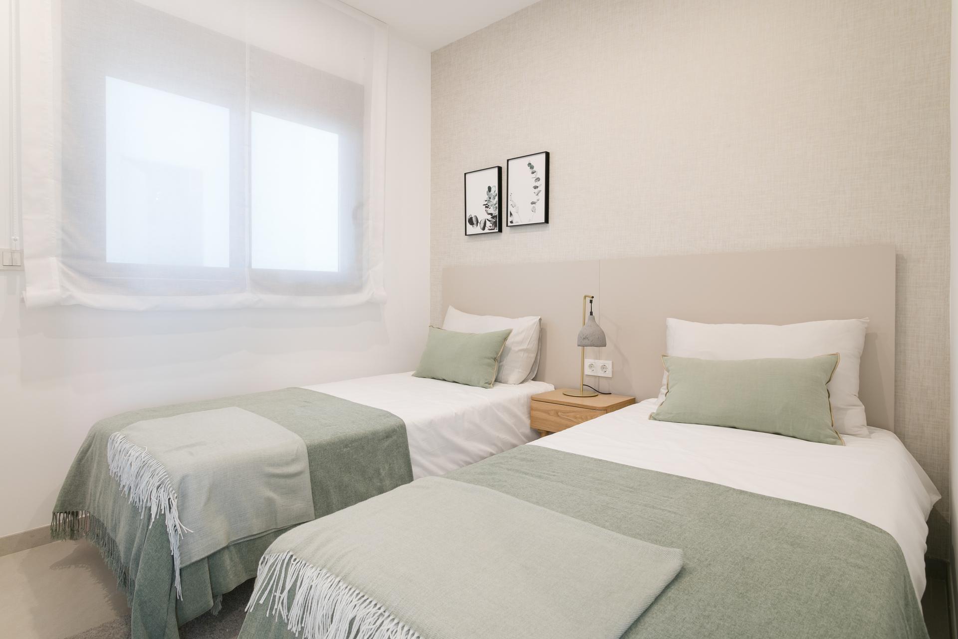 Bathroom with shower in new-build apartment, Torreblanca, Torrevieja