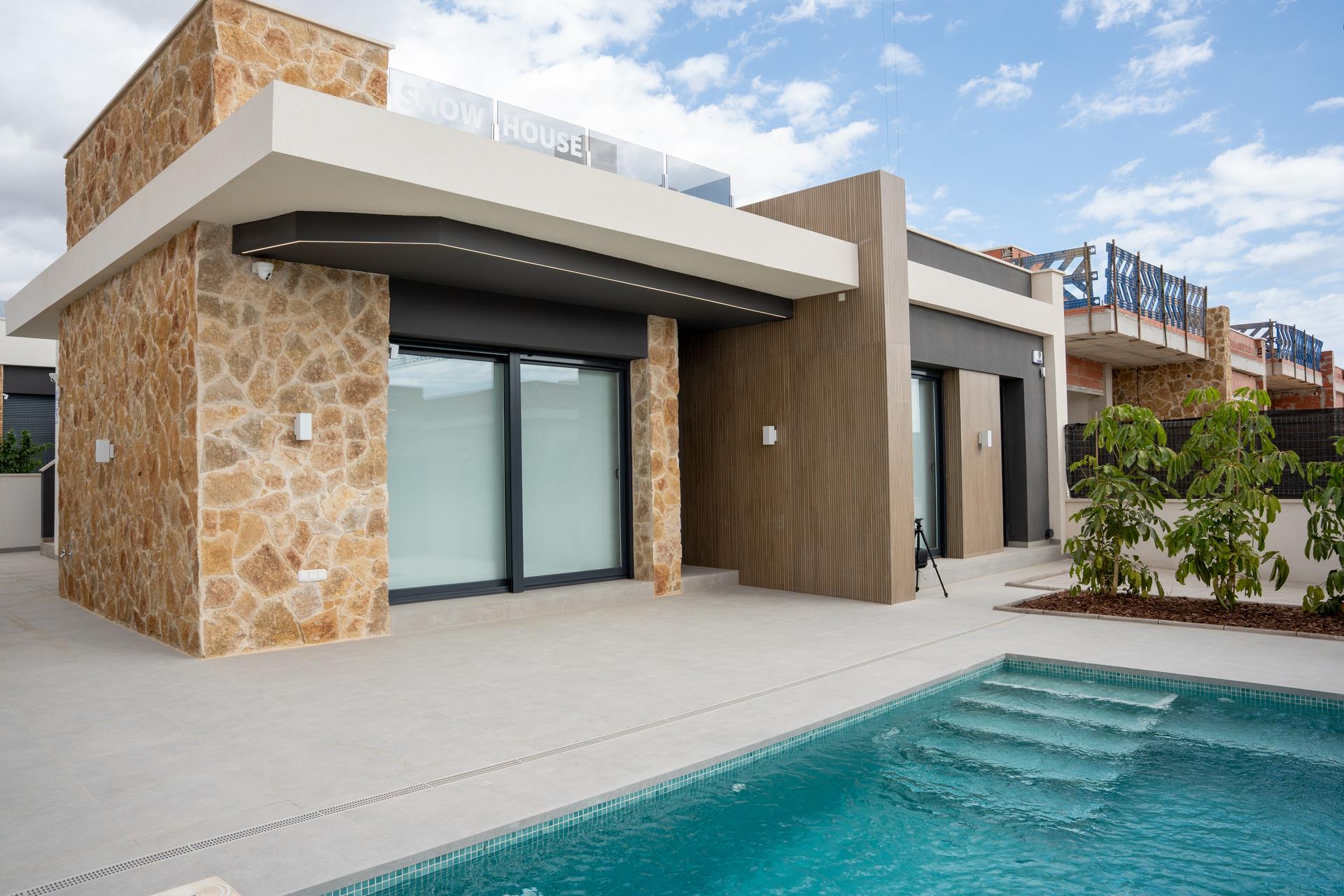 Villa for sale in Lo Marabú, Rojales - exterior front view of new-build detached villa