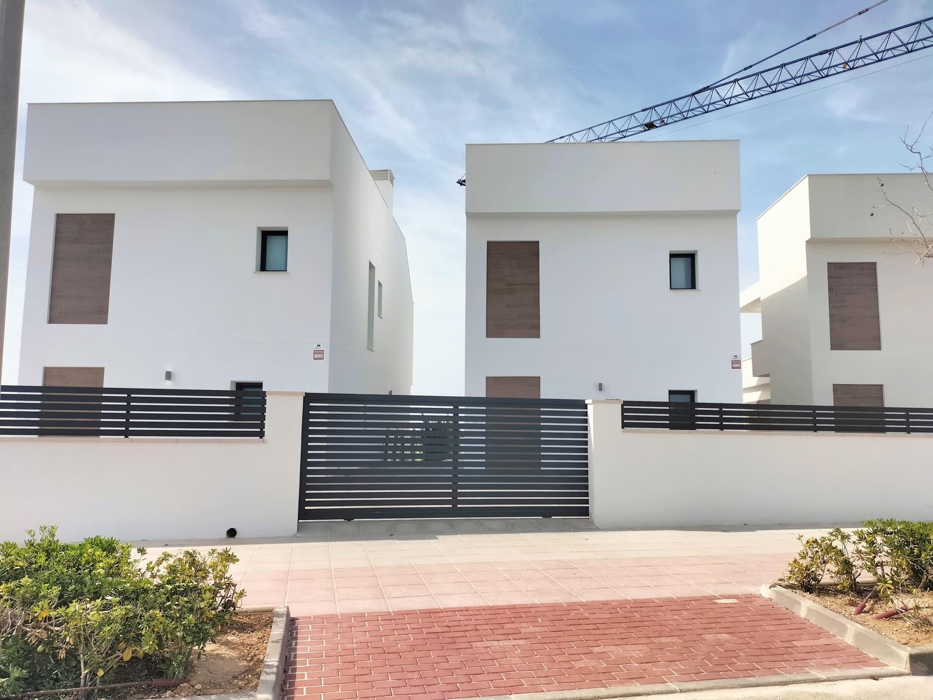 Pool surround and sunbathing area, communal zone, Pinar de Campoverde