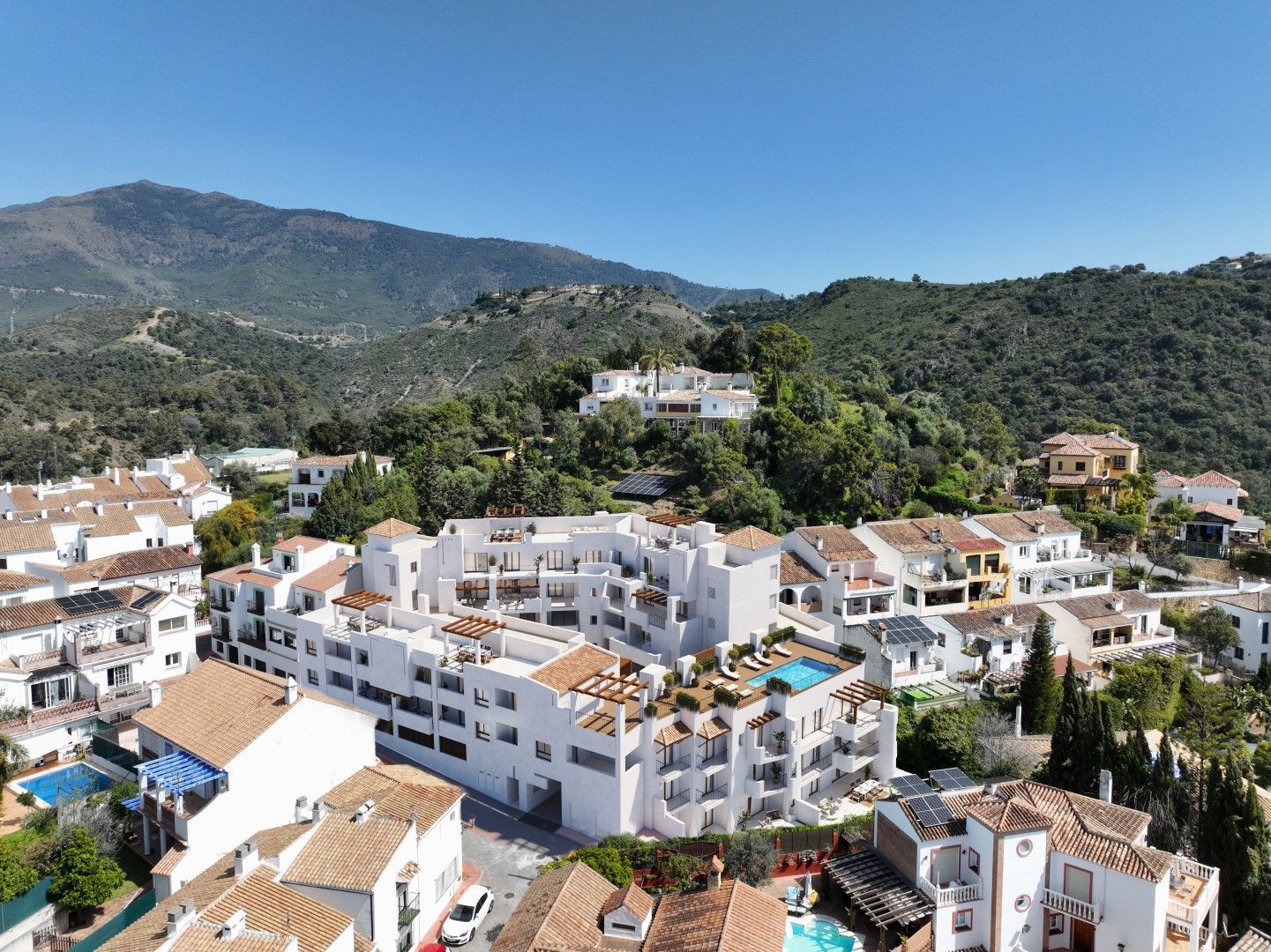Apartment for sale in Benahavis, Costa del Sol - new-build residential complex exterior