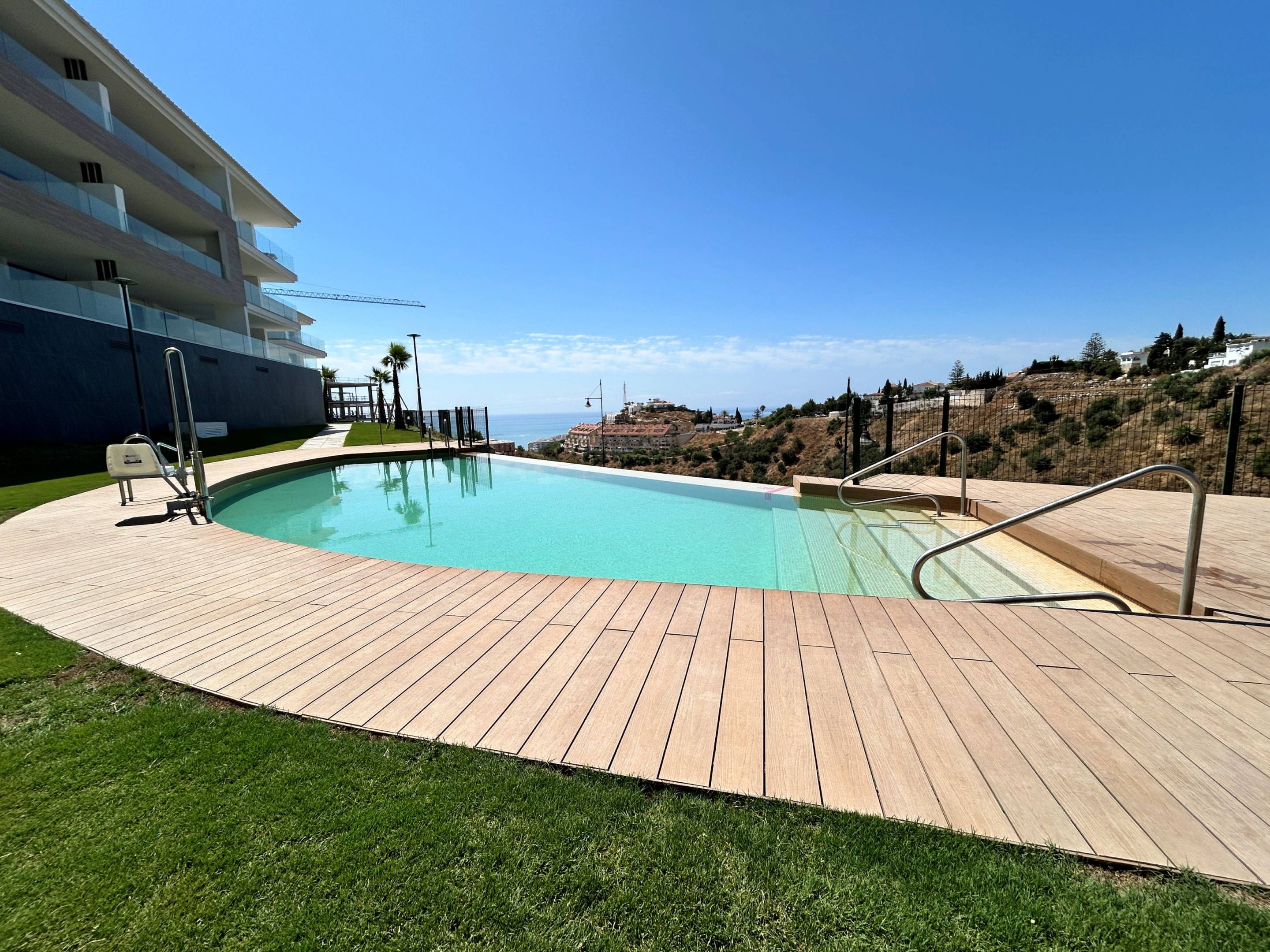 Bedroom with terrace access in new-build penthouse, El Higuerón