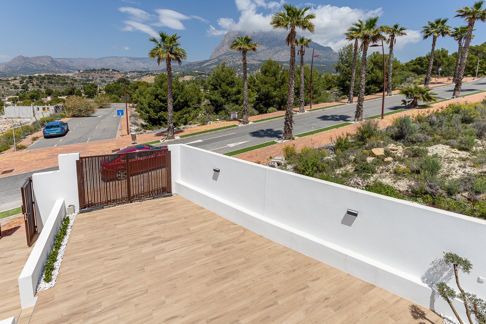 Side elevation of new-build villa, Golf Bahía, Finestrat