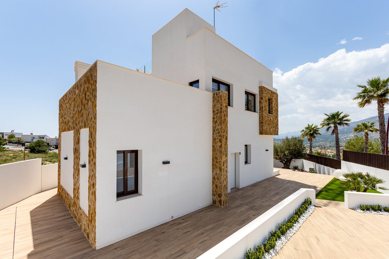 Floor plan of 3-bedroom villa, Golf Bahía, Finestrat - solarium level layout