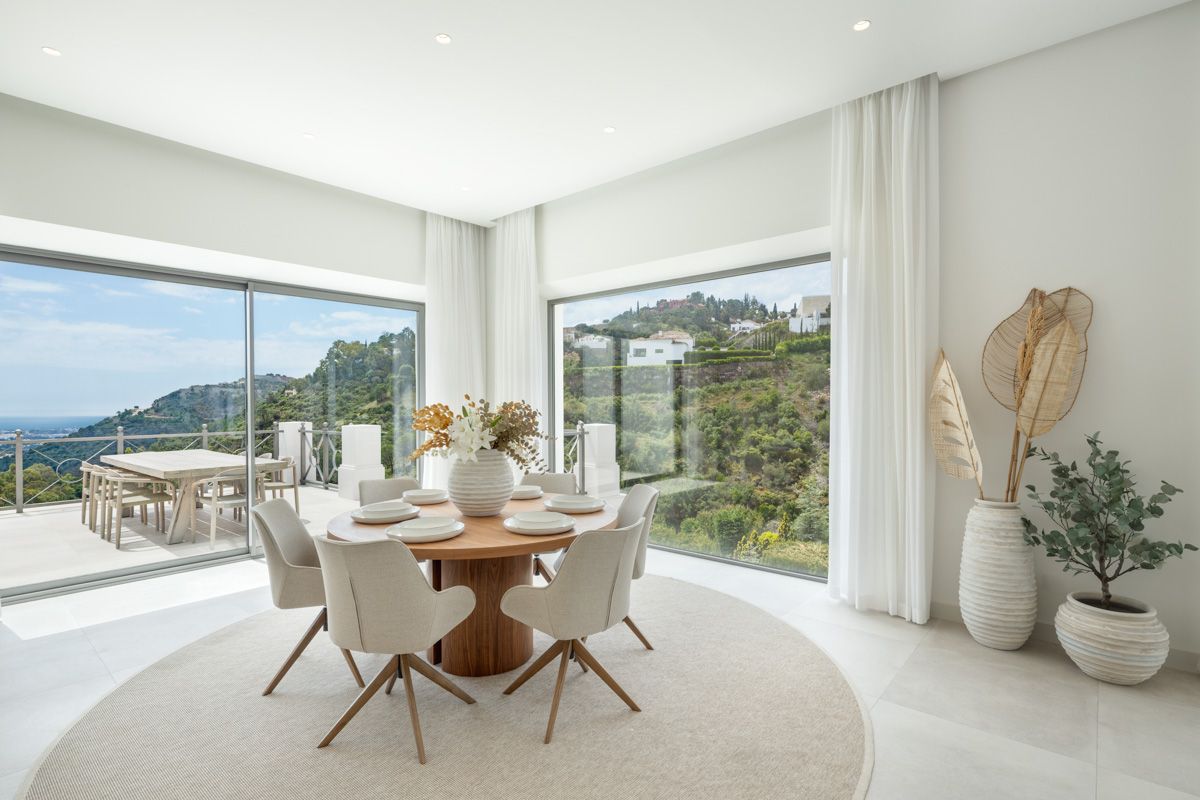 Dining area in new-build villa in La Zagaleta-El Madroñal, Benahavis