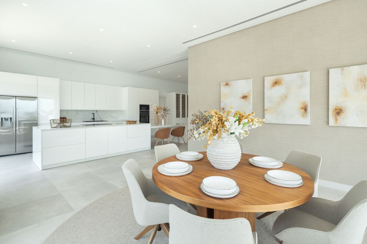Master bedroom in 5-bedroom villa, La Zagaleta-El Madroñal, Benahavis