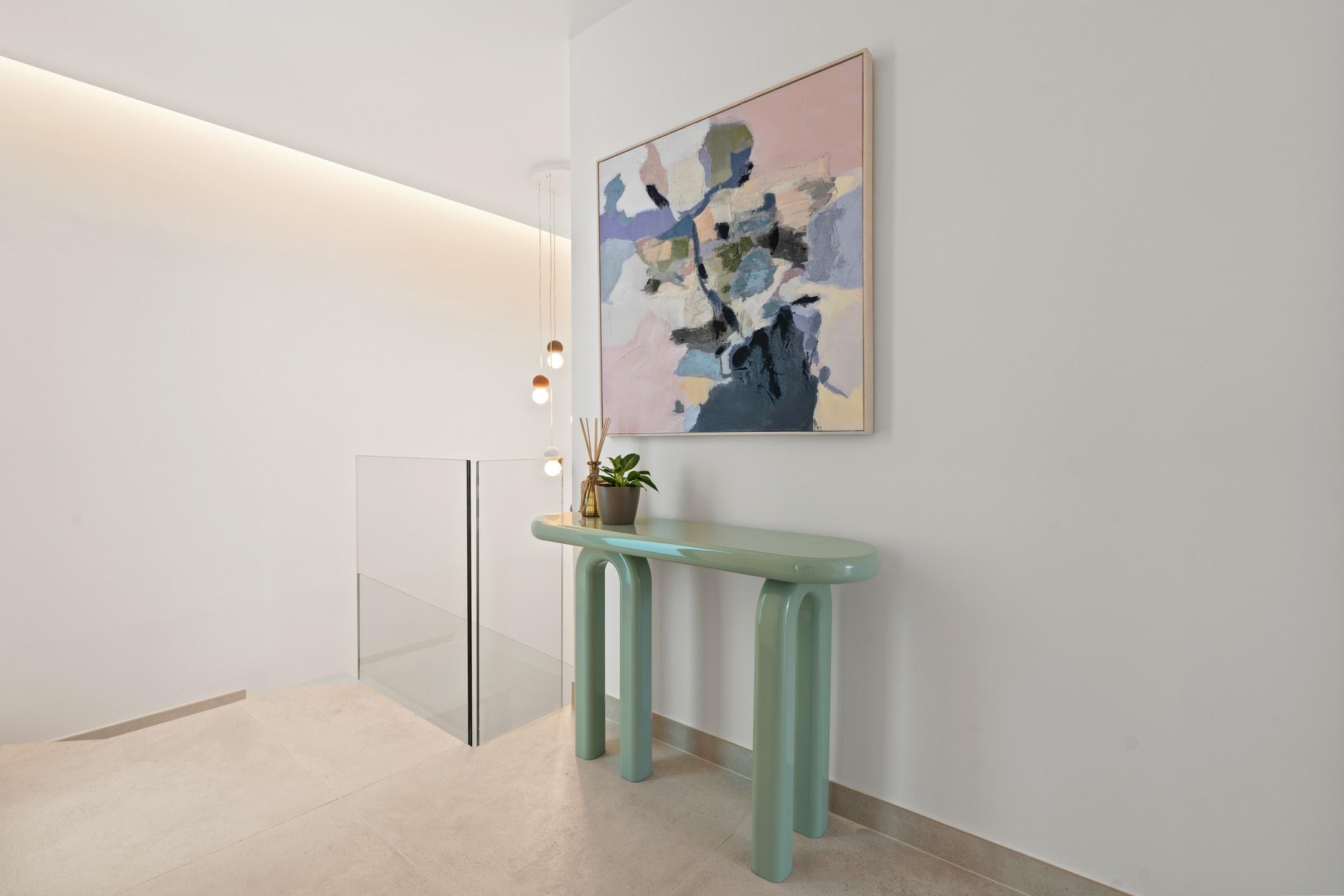 Main bathroom with fitted units, new-build villa in Rincón de Loix, Benidorm