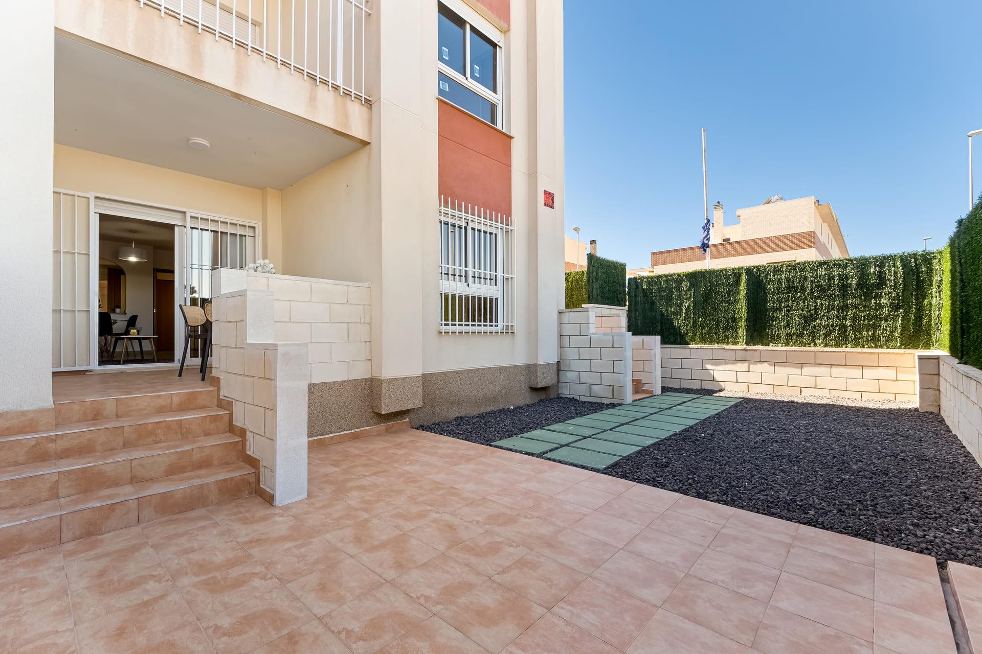Bedroom in 2-bedroom apartment, Lomas de Cabo Roig