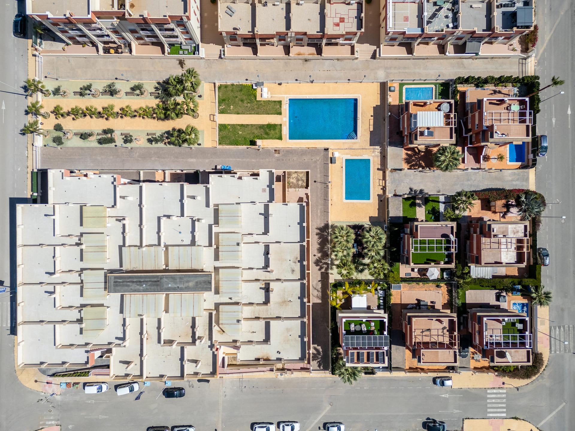 Complex grounds of the apartment in Lomas de Cabo Roig, Orihuela Costa (view 50)