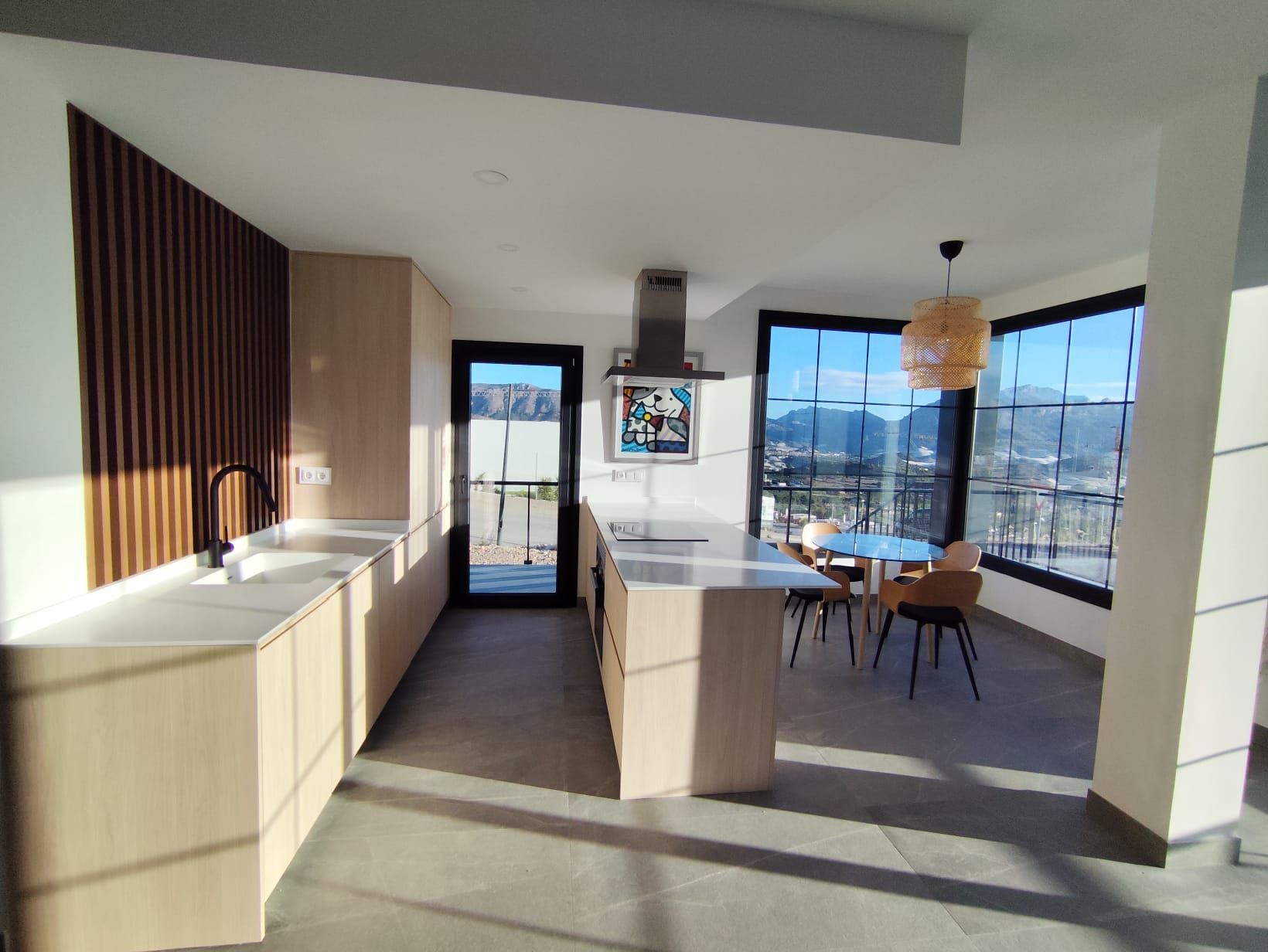 Interior hallway in 3-bedroom townhouse, Pla de Cantal, Polop