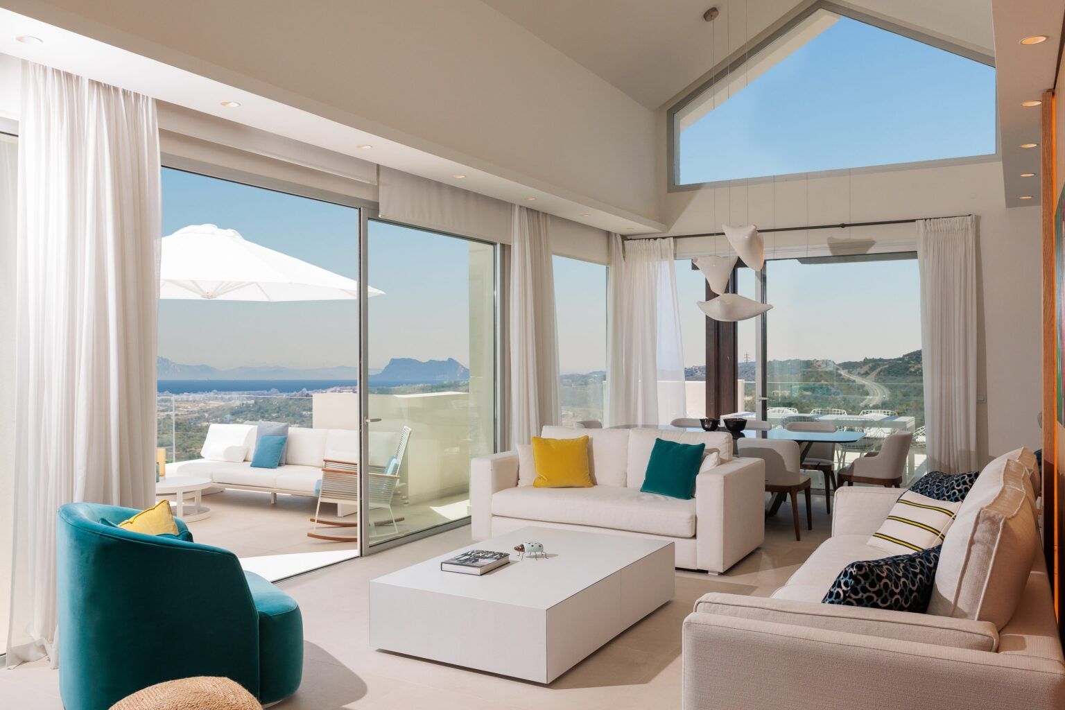 Bathroom with walk-in shower in penthouse, Montemayor-Marbella Club, Benahavis