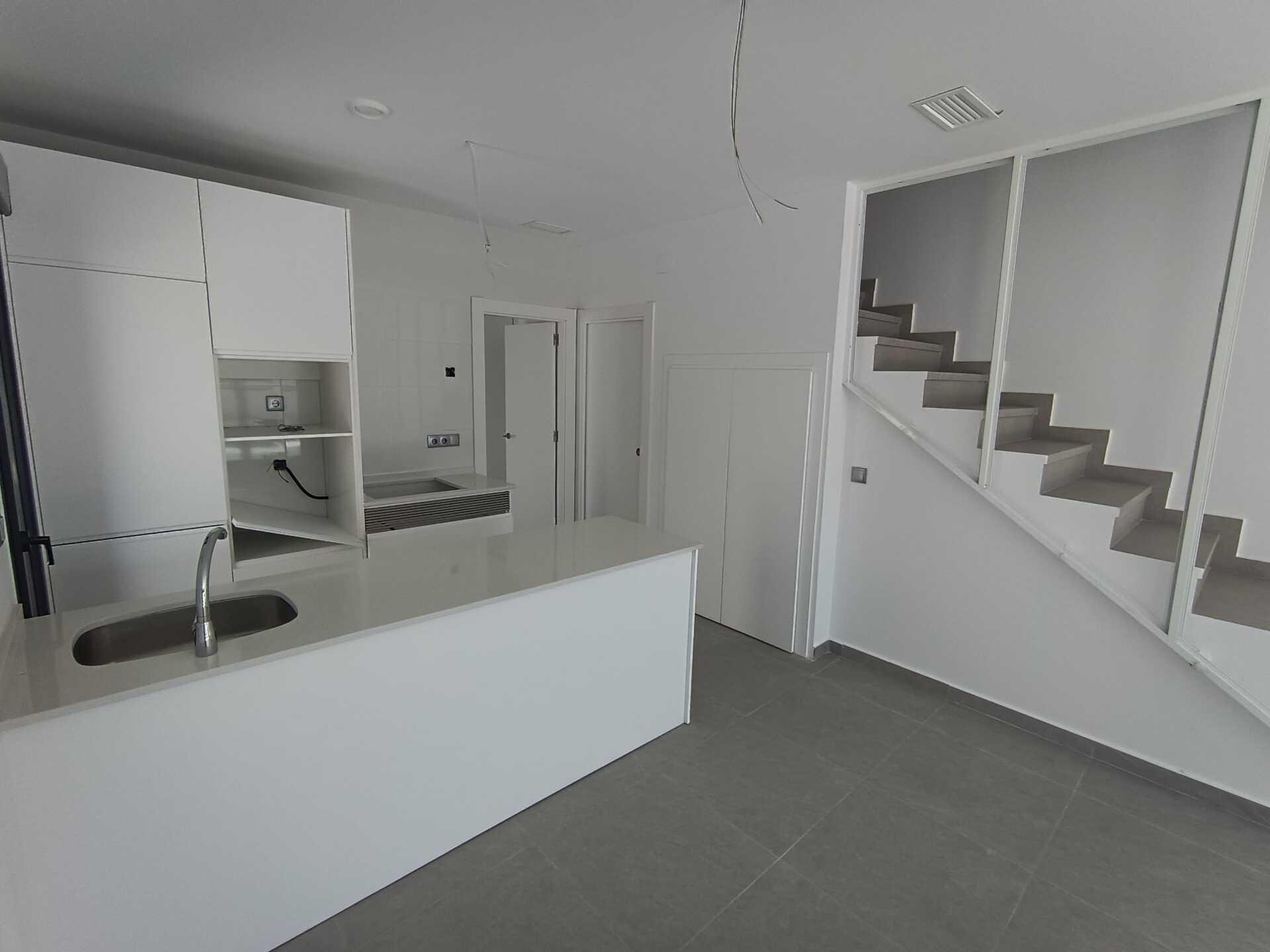 Master bedroom in 3-bedroom villa, Daya Nueva, Alicante