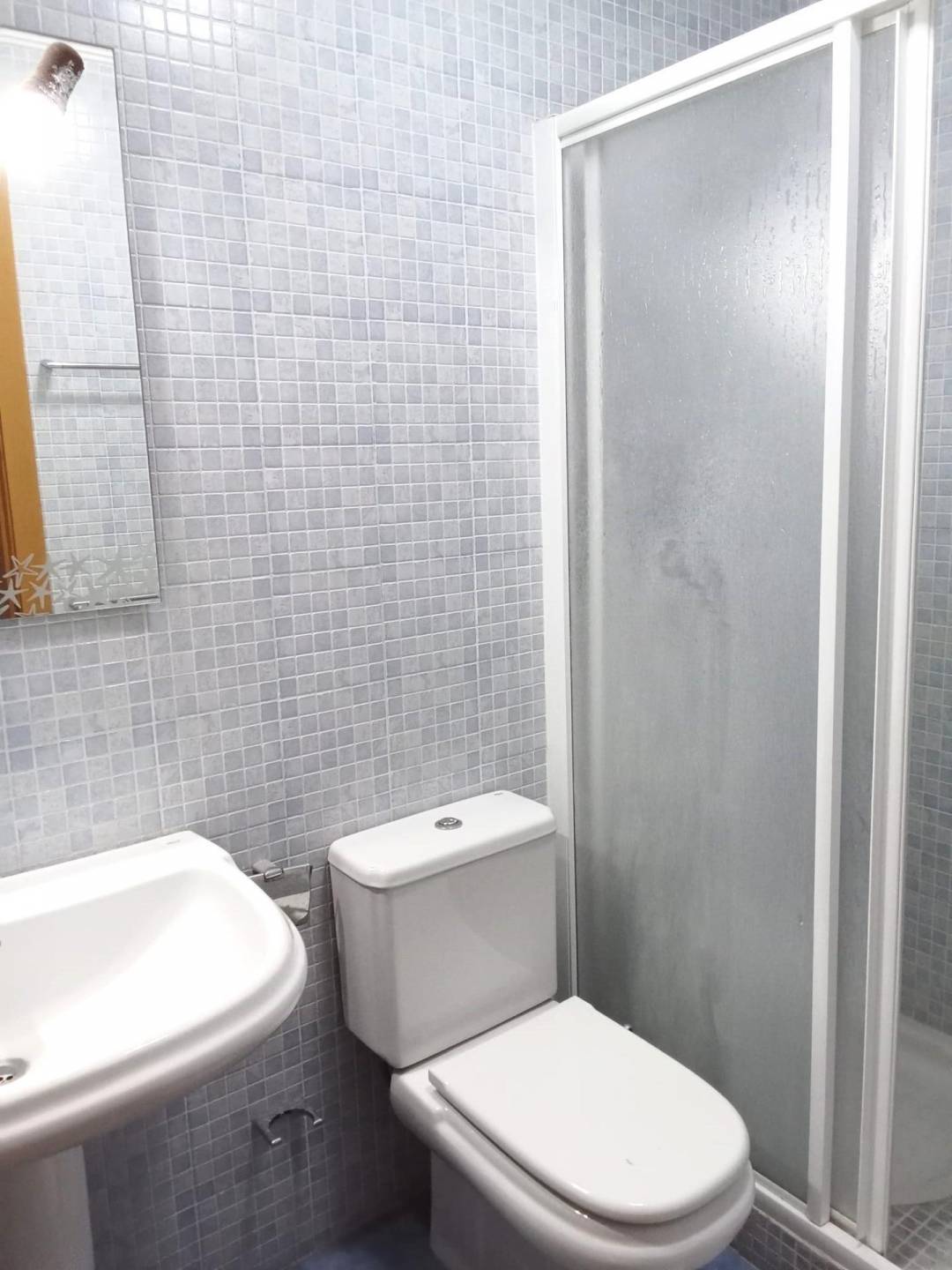 Furnished bedroom with natural light, penthouse in La Veleta, Torrevieja
