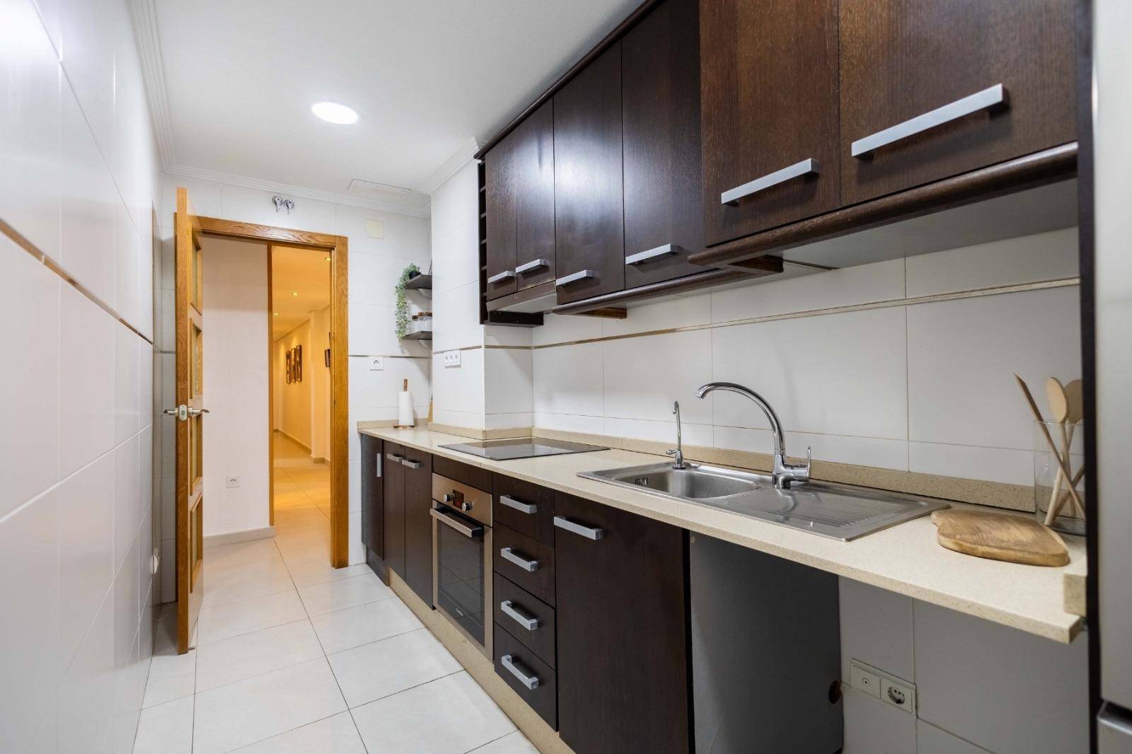 Bedroom 3 showing fitted furniture, Estacion de Autobuses, Torrevieja