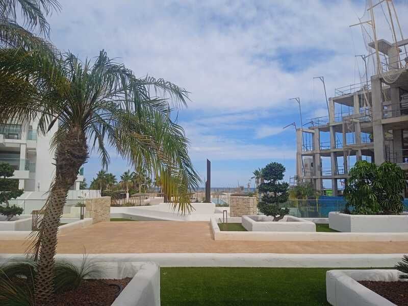Development building facade, L'Almadrava-L'Estanyò, Denia