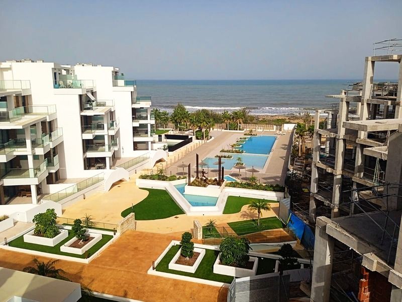 Terrace with open sky view, 2-bedroom penthouse, L'Almadrava-L'Estanyò, Denia