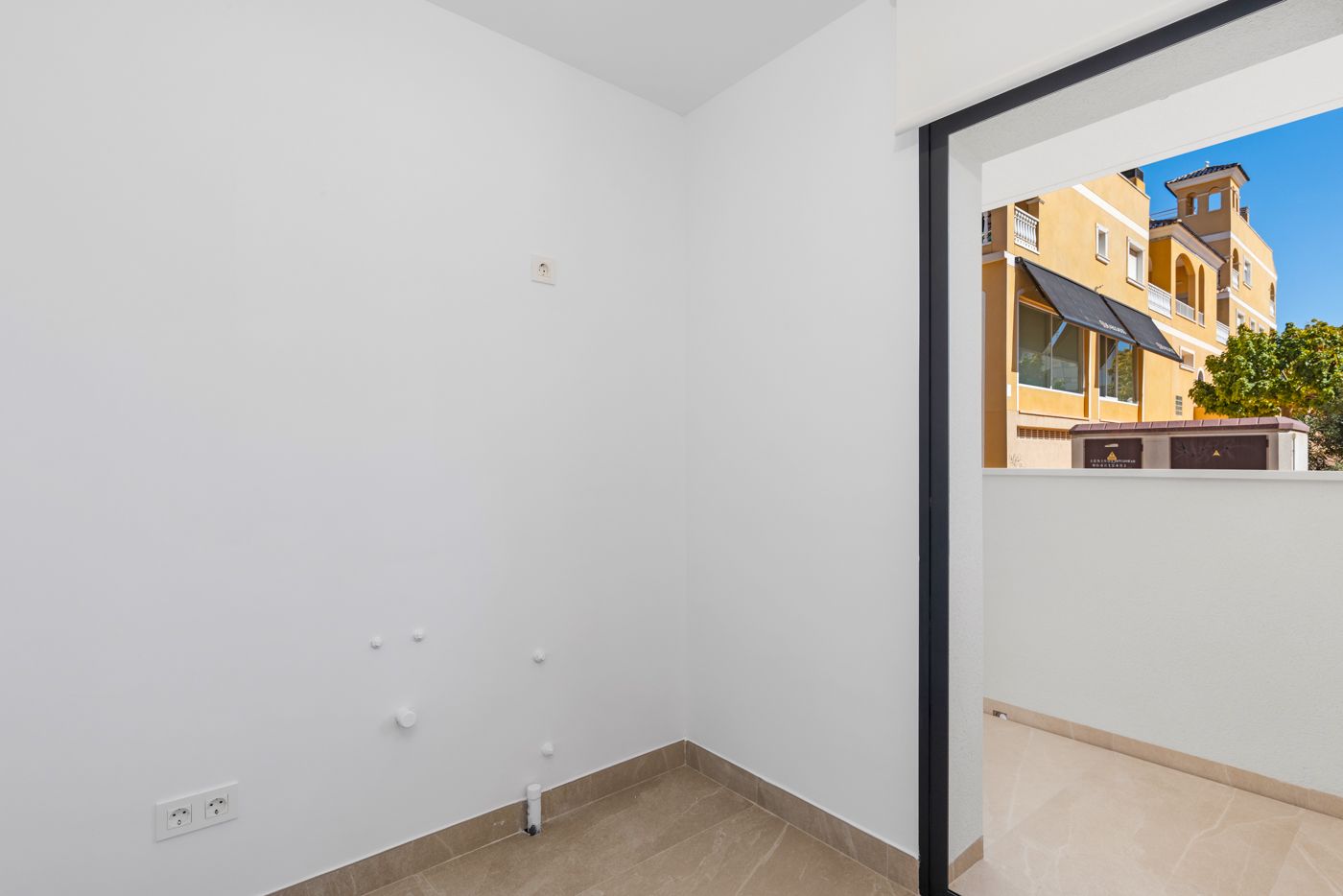 Stairwell of the apartment in Pueblo 4, Benijofar