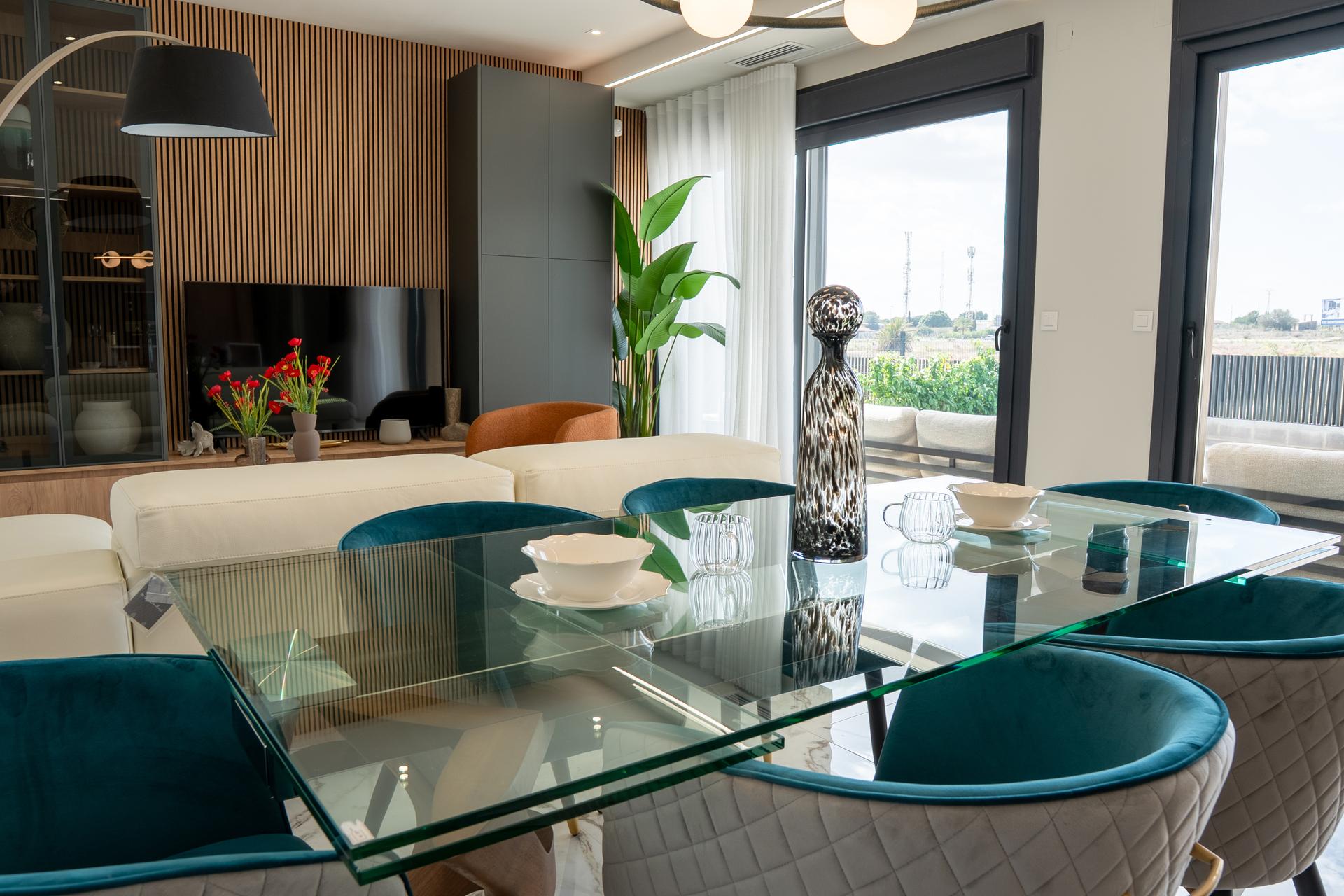 Kitchen units and worktop in 3-bedroom villa, Lo Marabú